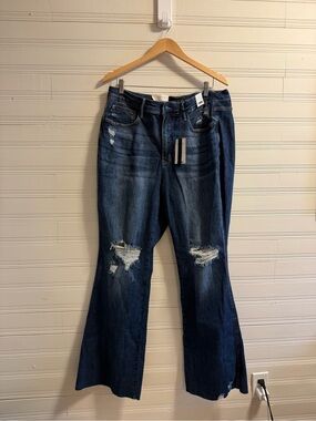 NWT Judy Blue 18W High Waist Distressed Flare Jeans Plus Size